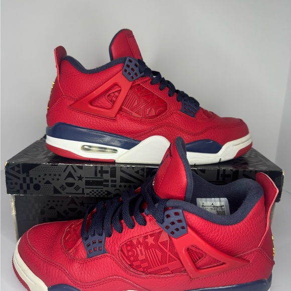 Jordan 4 Retro FIBA 9M